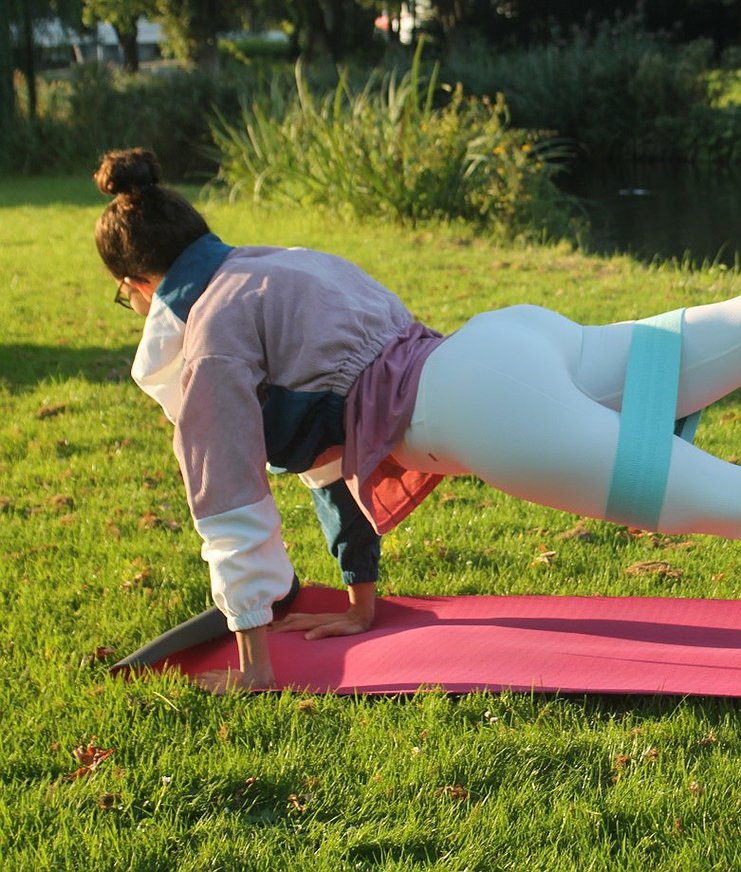 Bijbehorende foto voor activiteit CariBunda Barre Workout